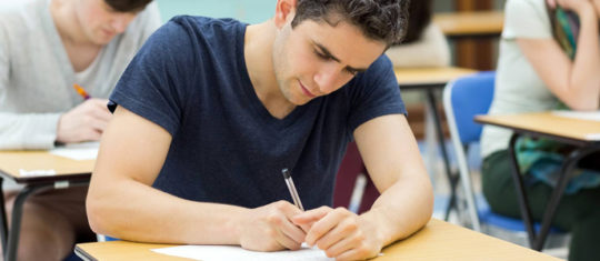 Concours d'école de commerce